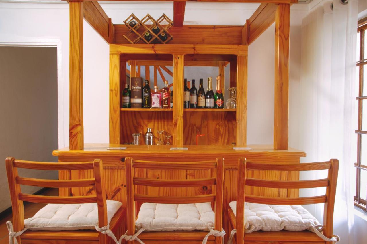 Libra Lodge Сандтон Екстер'єр фото
