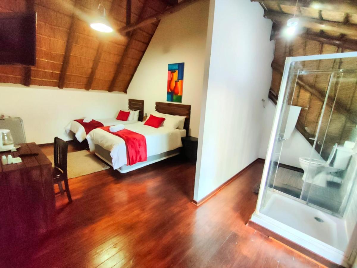 Libra Lodge Сандтон Екстер'єр фото